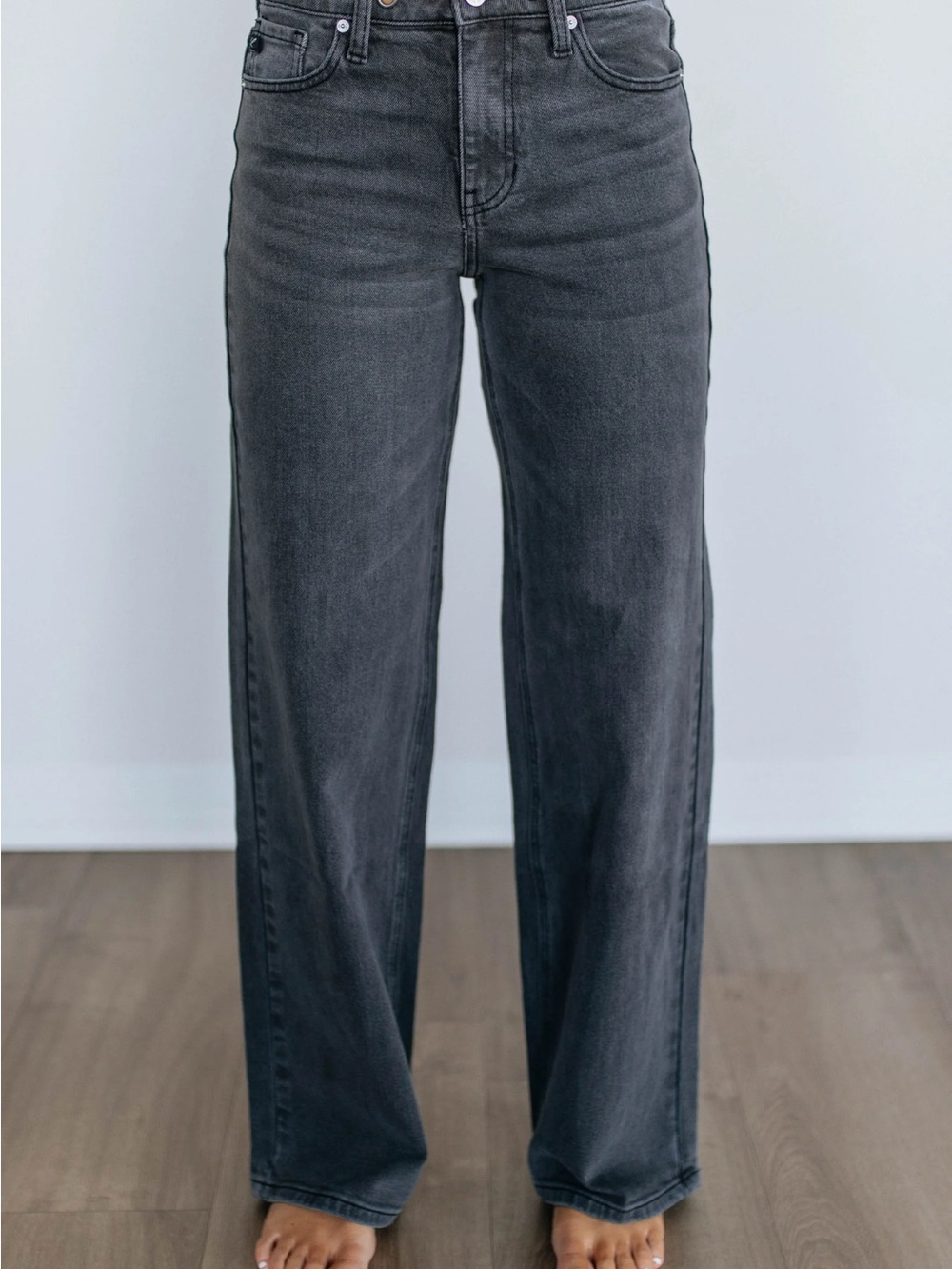 High-Rise Wide-Leg Women’s Jeans - Charcoal Gray - Picture 4 of 7